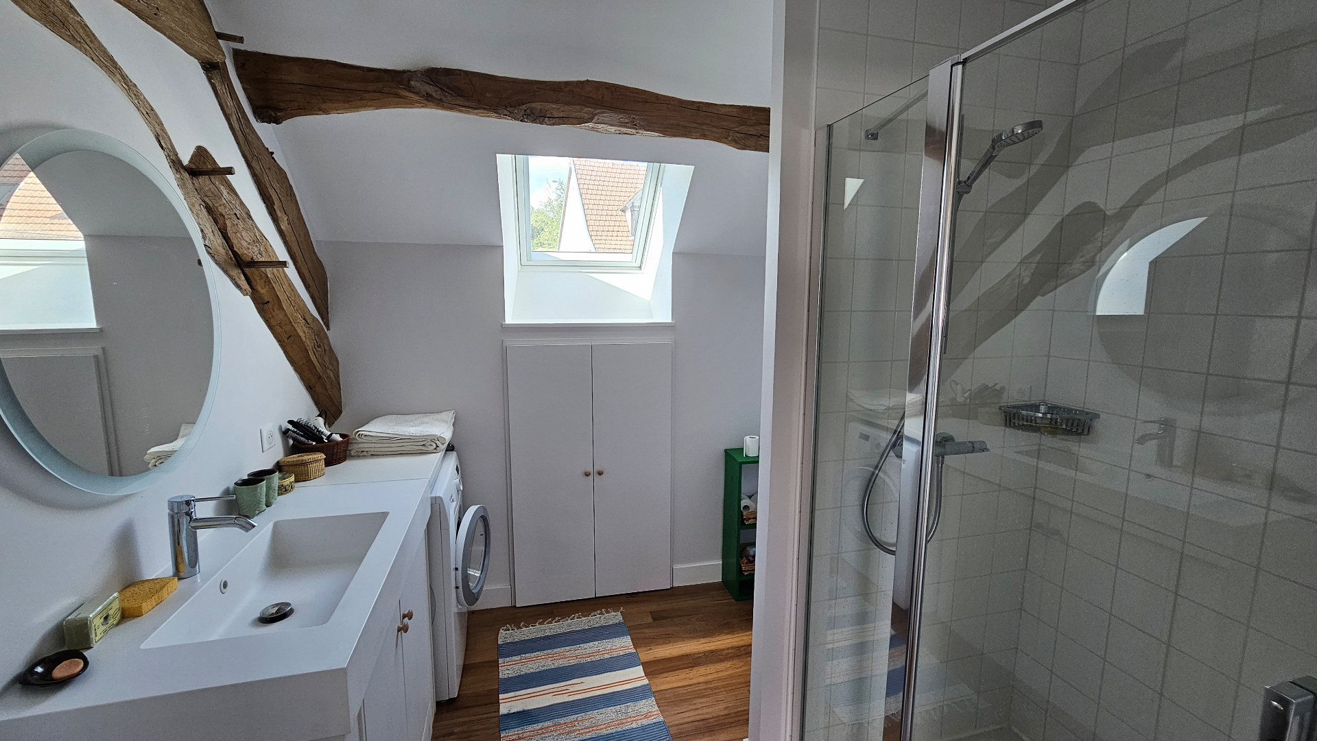 Salle de bain du gîte Les Jeunes Filles